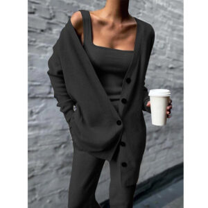 17fd1a69-24b1-406b-9fc9-90bbe2b81ee5 Knitted Three-Piece Women's New Coat Vest Pants Suit