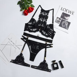 4b4b946d-8d38-4f01-a42b-02f15a9a1220 Ladies Embroidered Strap Cross Gather With Steel Ring Four Piece Set
