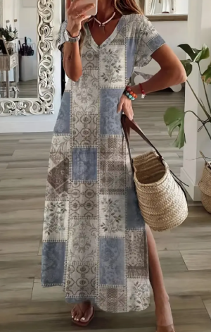 6e1b09f4-71f2-4a23-b17c-9ac631472b7d Plus Size Flower & Patchwork Print Split Hem Dress, Vacation Style Short Sleeve V Neck Long Length Dress For Spring & Summer, Women's Plus Size Clothing