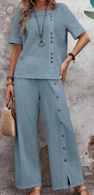 96f7411a-a41a-41d8-88c0-d63493056c94 Women's Plain Loose Fit Suit With Buttons Down The Front For Spring Summer Vacation